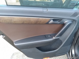 Volkswagen Passat Variant 2.0 TDI MANUÁL EX 2012