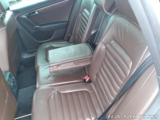 Volkswagen Passat Variant 2.0 TDI MANUÁL EX 2012