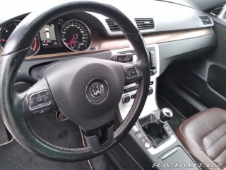 Volkswagen Passat Variant 2.0 TDI MANUÁL EX 2012