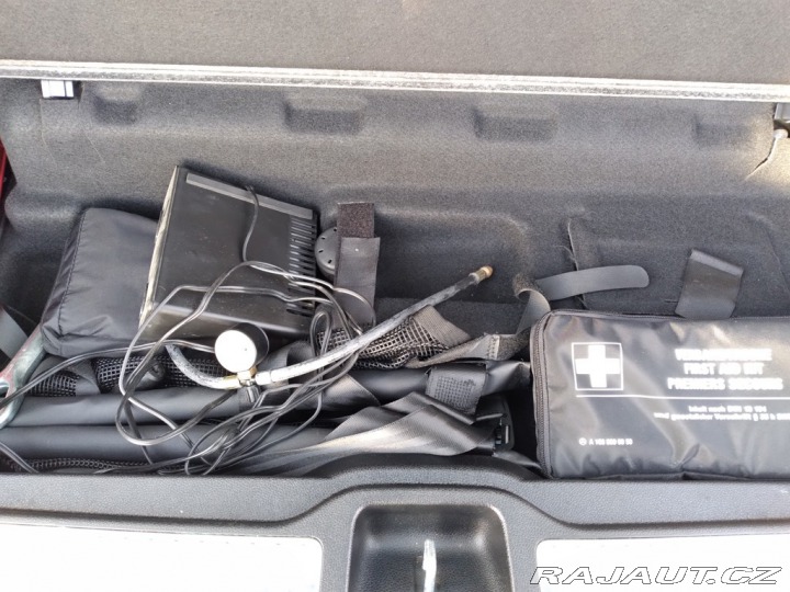 Mercedes-Benz GLC 350e 4 MATIC PLUG-IN HYBR 2017