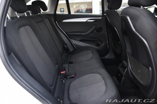 BMW X1 SDRIVE18I SERVISNÍ KNÍŽKA 2019