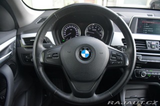 BMW X1 SDRIVE18I SERVISNÍ KNÍŽKA 2019