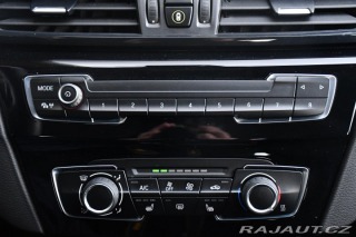 BMW X1 SDRIVE18I SERVISNÍ KNÍŽKA 2019