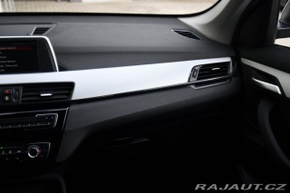 BMW X1 SDRIVE18I SERVISNÍ KNÍŽKA 2019