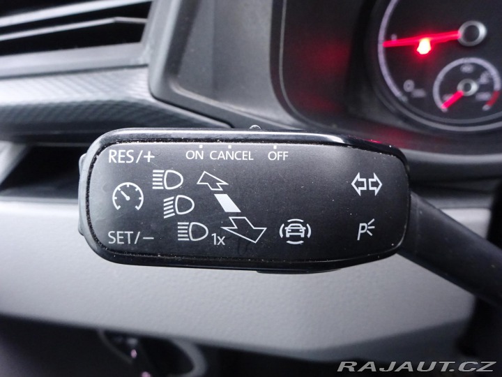 Volkswagen Transporter 2.0TDI 81kW * 8 MÍST * TA 2020