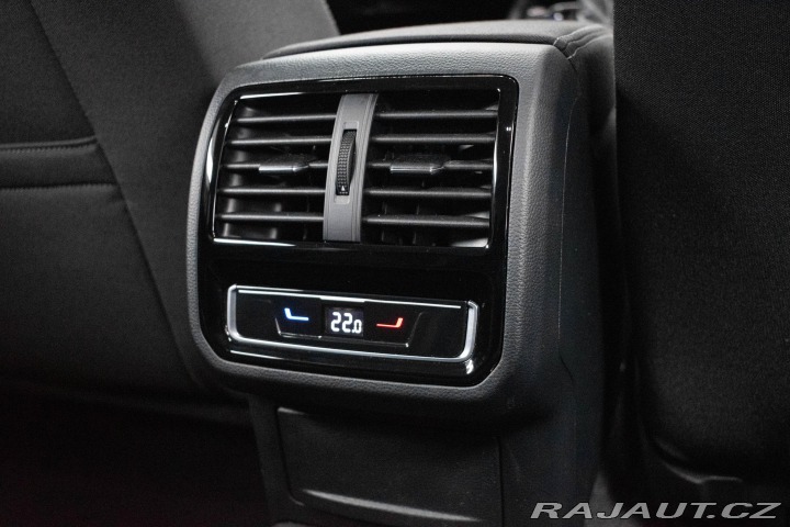 Volkswagen Passat 1.5 TSI BUSINESS*ACC*DPH* 2022