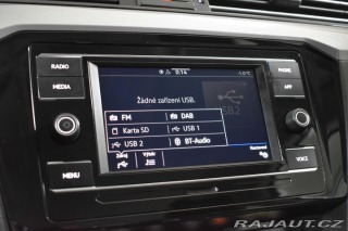 Volkswagen Passat 1.5 TSI BUSINESS*ACC*DPH* 2022