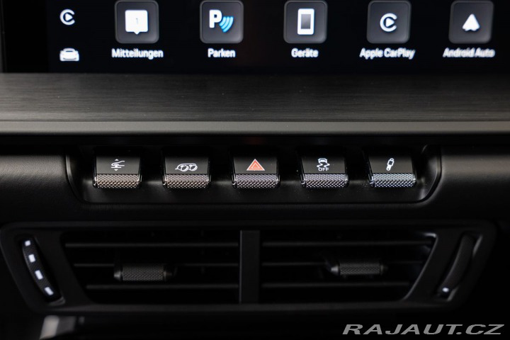 Porsche 911 (992.2) Carrera 4 GTS TEC 2025