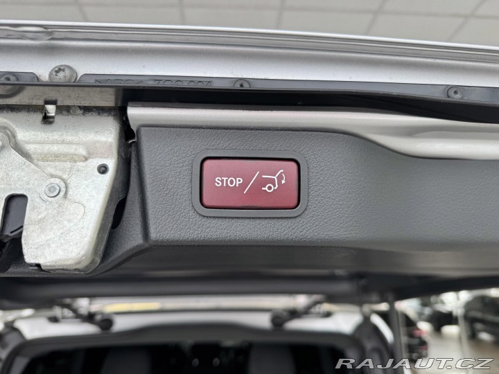 Mercedes-Benz V V300d L*Webasto*REZERVACE 2023