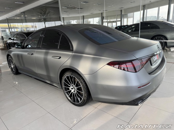 Mercedes-Benz S  1800