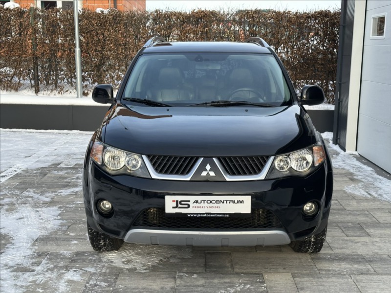 Mitsubishi Outlander 2,4 170PS  Instyle A/T 4x