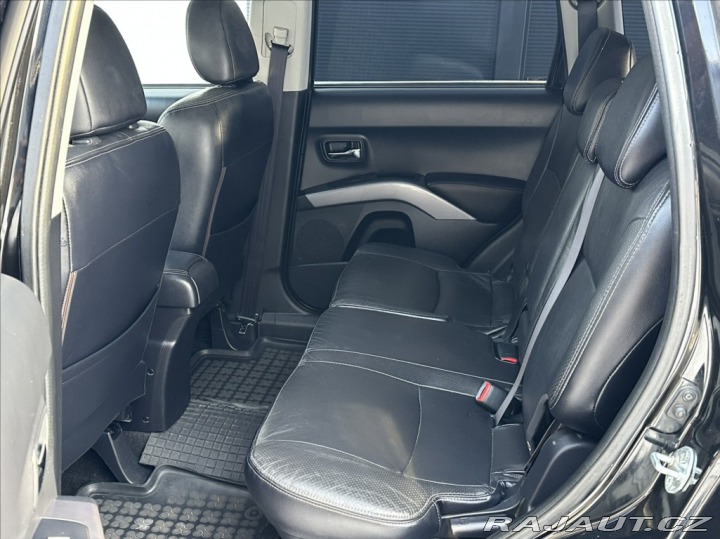 Mitsubishi Outlander 2,4 170PS  Instyle A/T 4x 2010