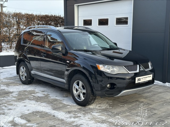 Mitsubishi Outlander 2,4 170PS  Instyle A/T 4x 2010