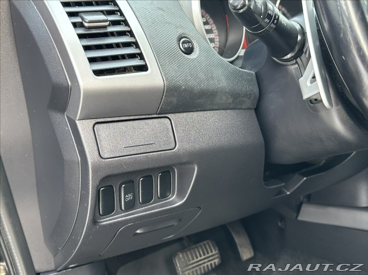 Mitsubishi Outlander 2,4 170PS  Instyle A/T 4x 2010