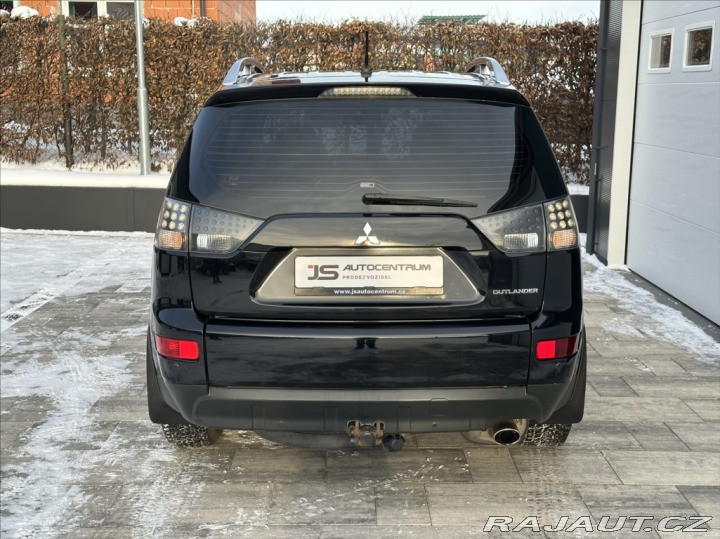 Mitsubishi Outlander 2,4 170PS  Instyle A/T 4x 2010