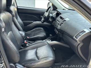 Mitsubishi Outlander 2,4 170PS Instyle A/T 4x 2010