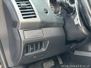 Mitsubishi Outlander 2,4 170PS Instyle A/T 4x 2010