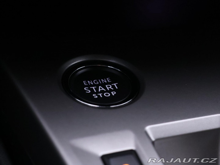 Peugeot 408 1,2 PT 96kW GT-Line CZ LE 2024
