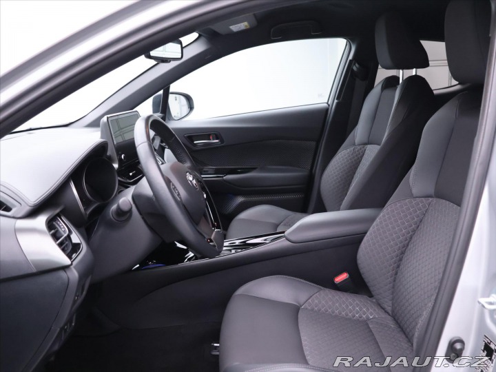 Toyota C-HR 1,8 Hybrid 90KW Style CZ 2023