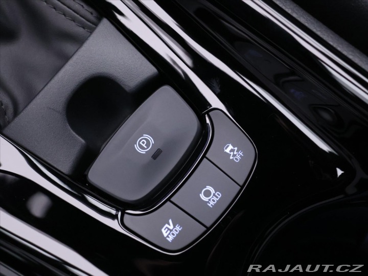 Toyota C-HR 1,8 Hybrid 90KW Style CZ 2023