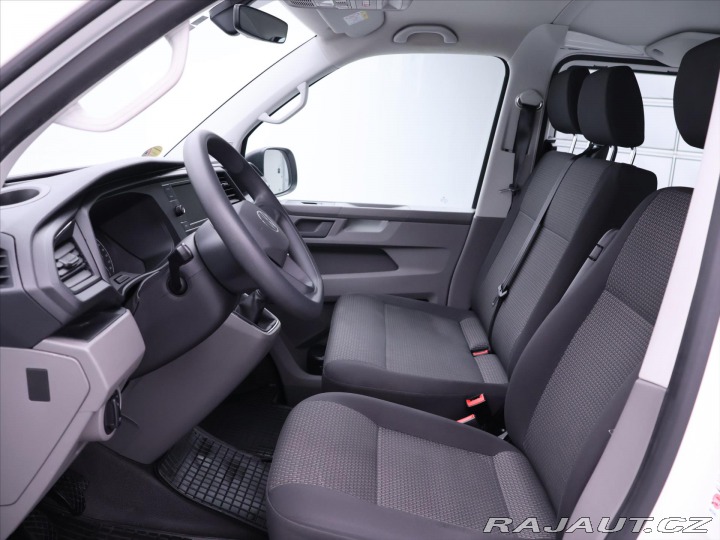 Volkswagen Transporter 2,0 TDI 81kW Klima 9-Míst 2022