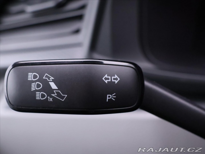 Volkswagen Transporter 2,0 TDI 81kW Klima 9-Míst 2022