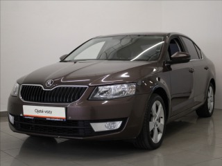 Škoda Octavia 2,0 TDi 110kW Elegance TA