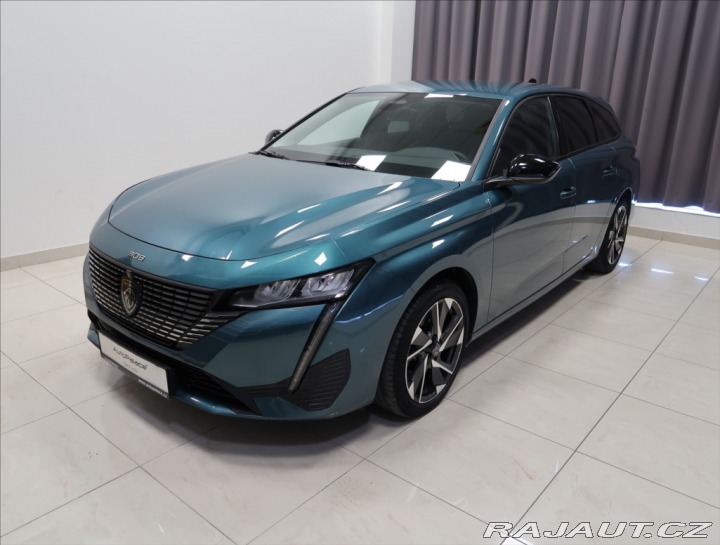 Peugeot 308 1,2 PT AT ALLURE NAVI KAM 2024