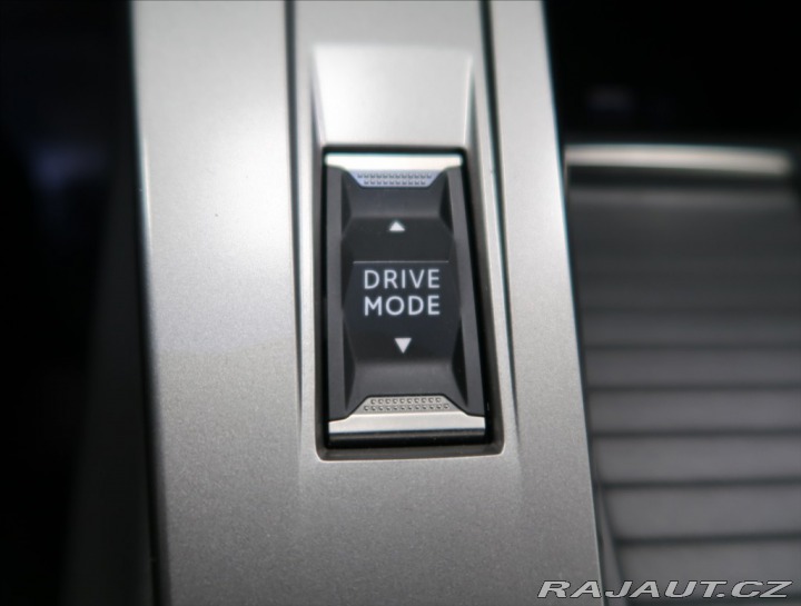Peugeot 308 1,2 PT AT ALLURE NAVI KAM 2024