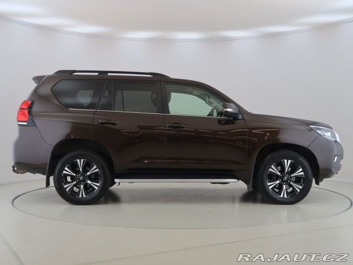 Toyota Land Cruiser 2.8D-4D,CZ,Webasto,Execut 2019