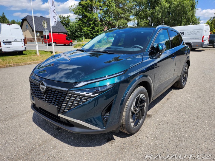 Nissan Qashqai N-Connecta 158k,AT,CCS ka 2026