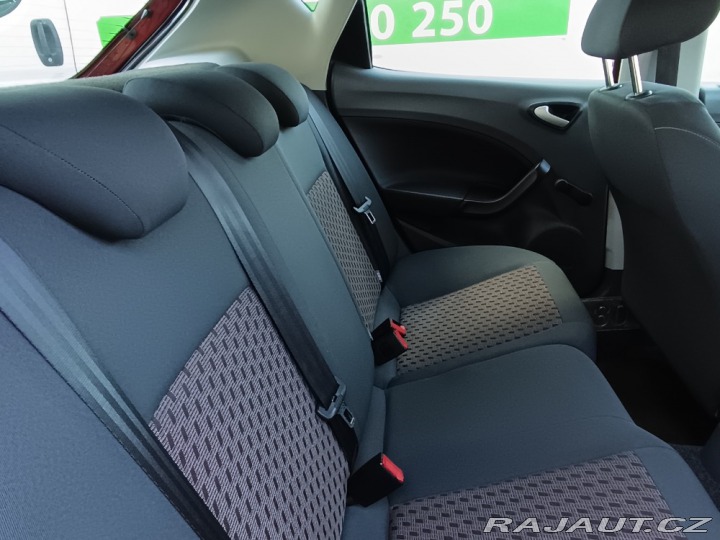 Seat Ibiza 1,2i12V Reference 51kw ČR 2010