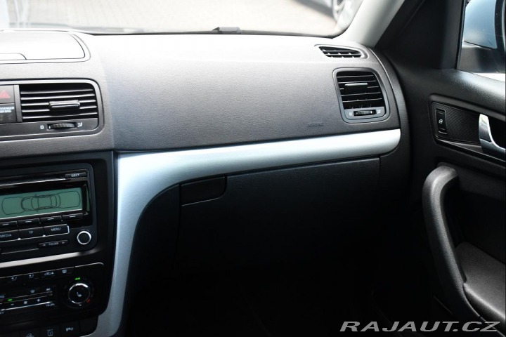 Škoda Yeti 2.0TDi DSG 4X4 TAŽNÉ PANO 2010