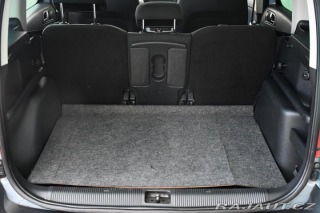 Škoda Yeti 2.0TDi DSG 4X4 TAŽNÉ PANO 2010