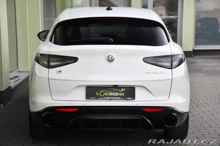 Alfa Romeo Stelvio VELOCE Q4 1M ZÁRUKA 2024