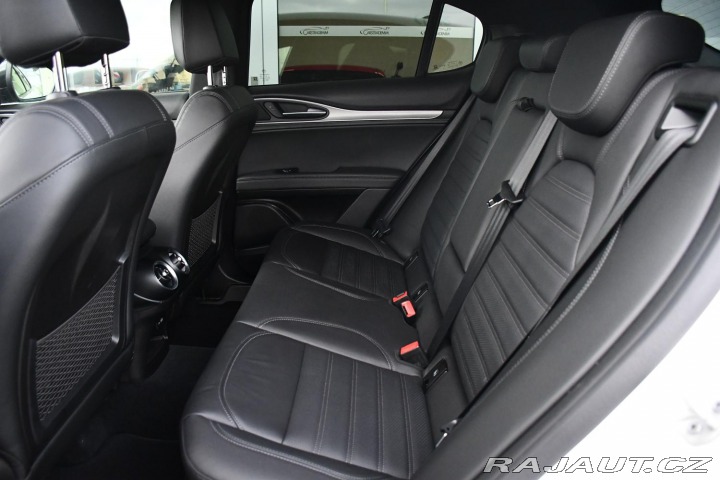 Alfa Romeo Stelvio VELOCE Q4 1M ZÁRUKA 2024