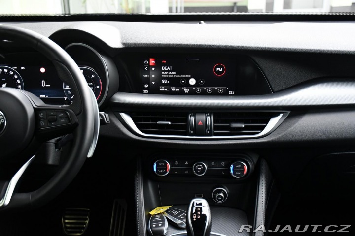 Alfa Romeo Stelvio VELOCE Q4 1M ZÁRUKA 2024