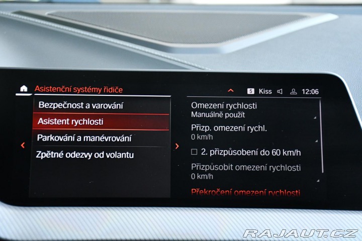 BMW 2 218d TAŽNÉ HUD ČR 1M 2021