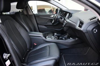 BMW 2 218d TAŽNÉ HUD ČR 1M 2021