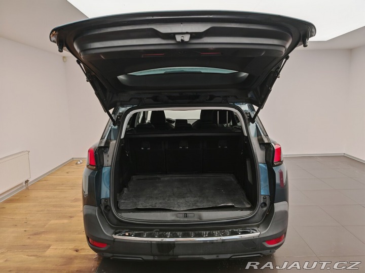 Peugeot 5008 automat , 7míst , 1,5Hdi 2019