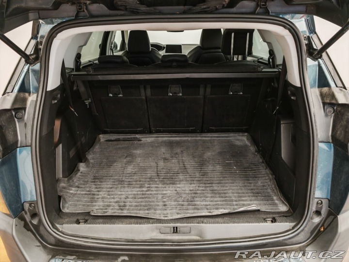 Peugeot 5008 automat , 7míst , 1,5Hdi 2019