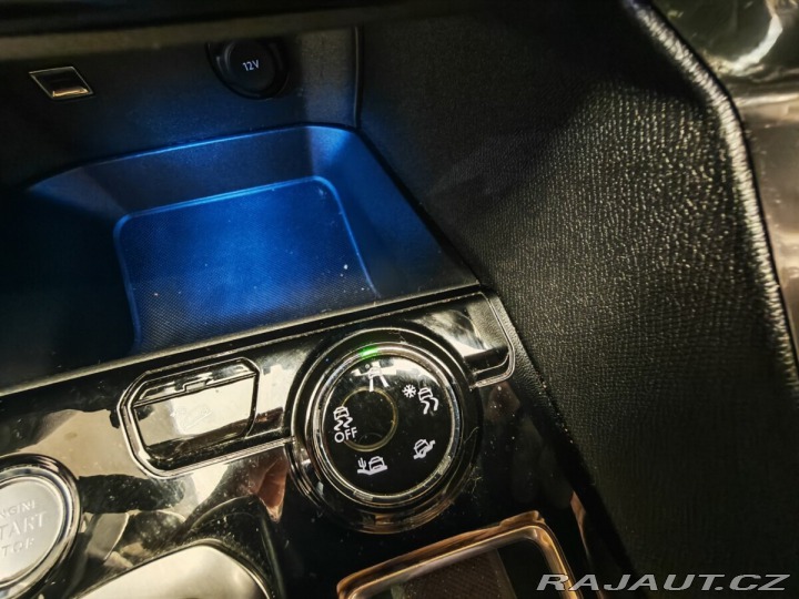 Peugeot 5008 automat , 7míst , 1,5Hdi 2019