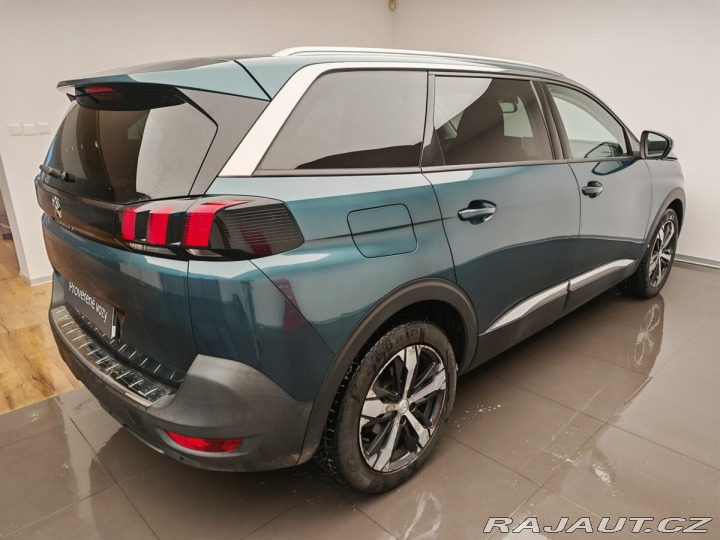 Peugeot 5008 automat , 7míst , 1,5Hdi 2019