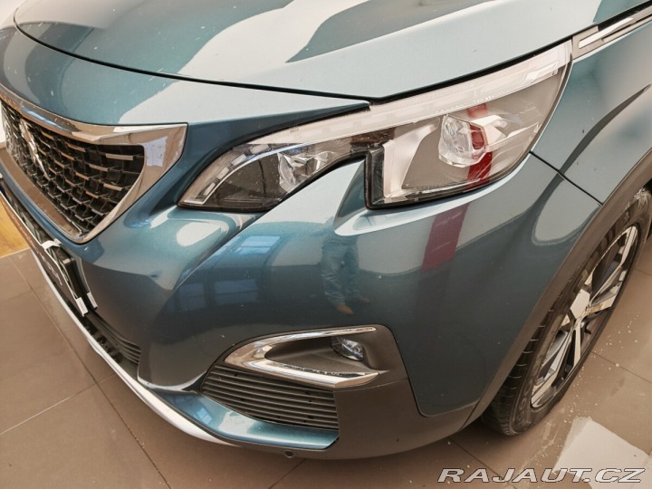 Peugeot 5008 automat , 7míst , 1,5Hdi 2019