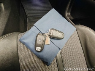 Peugeot 5008 automat , 7míst , 1,5Hdi 2019