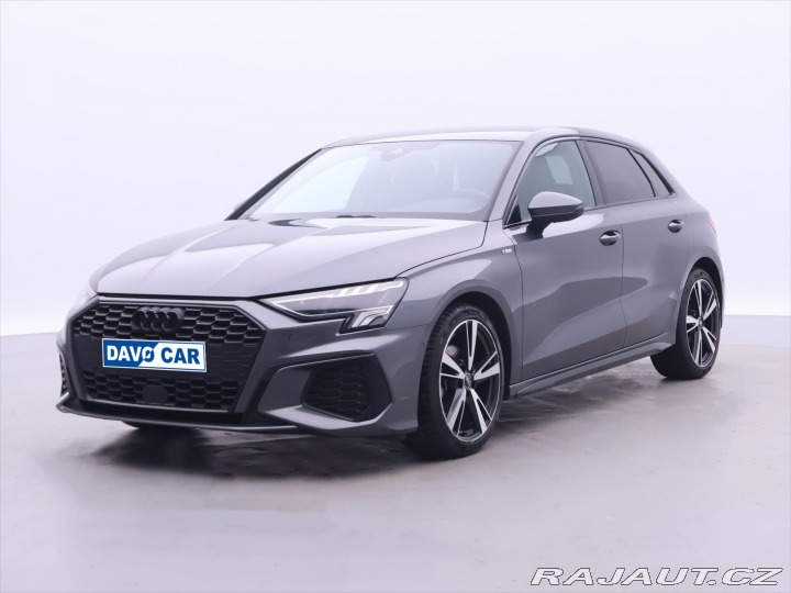 Audi A3 1,5 TSI 110kW S-LINE LED 2024