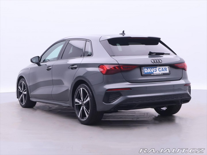 Audi A3 1,5 TSI 110kW S-LINE LED 2024