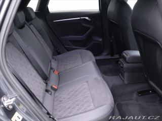 Audi A3 1,5 TSI 110kW S-LINE LED 2024