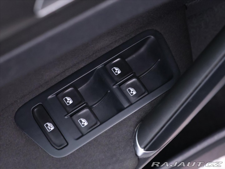 Volkswagen Golf 1,6 TDi 81kW Allstar Navi 2016