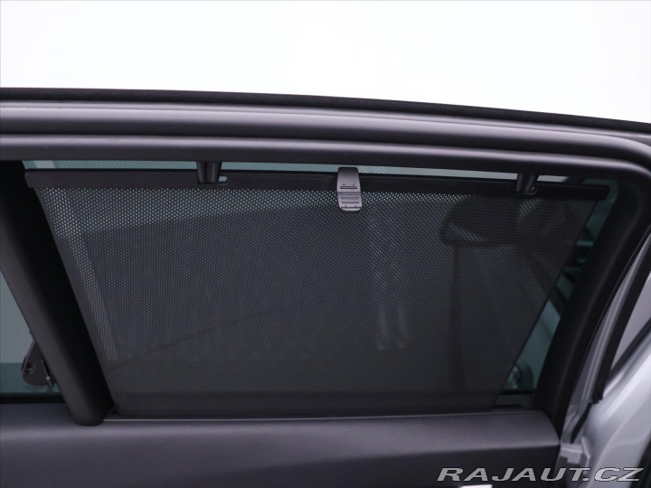 BMW 3 3,0 330d 190kW Sport M-Pa 2012